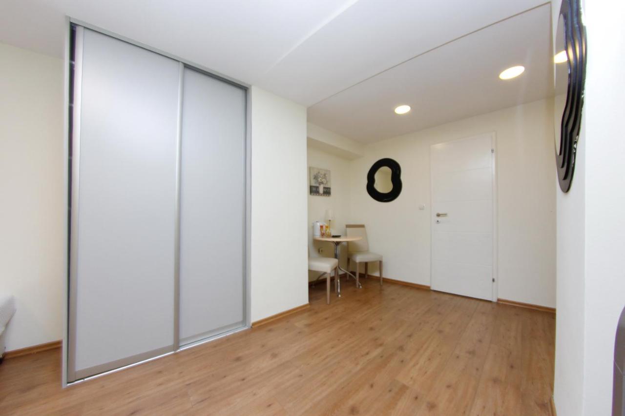 Apartmani Barsa SJJ Esterno foto